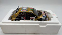 Kyosho Lancia Delta HF Integrale 1/18 senza scatola originale - foto 4