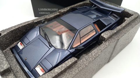 Kyosho Lamborghini Countach LP 5000 Quatrovalvole 1/18