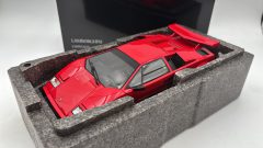 Kyosho Lamborghini Countach LP 5000 Quattrovalvole 1982 1/18 - scala 1:18