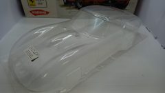 Kyosho Ferrari 250 GTO 1/10, meccanica completa di motore, nuova ancora da assemblare, con carrozzeria da verniciare, senza parte elettronica - foto 2
