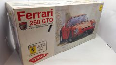 Kyosho Ferrari 250 GTO 1/10, meccanica completa di motore, nuova ancora da assemblare, con carrozzeria da verniciare, senza parte elettronica - foto 7
