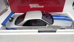 Kyosho Nissan Skyline GT-R (BNR34) Fast and Furious 1/12 - foto 5