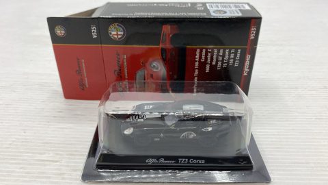 Kyosho Alfa Romeo TZ3 Corsa 1/64