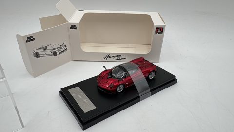 Lcd Models Pagani Huayra Roadster Red 1/64