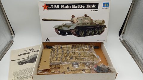 LEE T-55 Russian medium tank 1/35