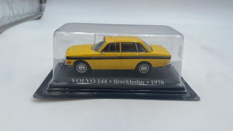 Volvo 144 Taxi Stockholm 1970 1/43