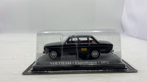 Volvo 144 Taxi Copenhagen 1972 1/43