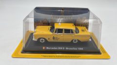 Mercedes 200 D Bruxelles 1966 Taxi 1/43 - scala 1:43