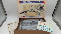 Lindberg Mig-31 Foxhound A 1/48, confezione lievemente usurata - scala 1:48