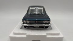 Laudoracing Fiat 130 Berlina 3200 1971 1/18 Met. Blu - foto 2