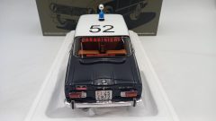 Laudoracing Alfa Romeo Giulia Super 1969 Carabinieri 1/18 - foto 4