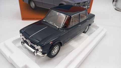 Laudoracing Alfa Romeo Giulia Super 1969 1/18