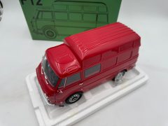 Laudoracing Alfa Romeo F12 Autocarro Tetto Sopralzato 1967 1/18 - foto 4