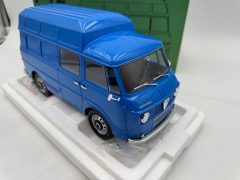Laudoracing Alfa Romeo F12 Autocarro Tetto Sopralzato 1967 1/18 - foto 4