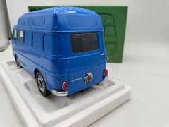 Laudoracing Alfa Romeo F12 Autocarro Tetto Sopralzato 1967 1/18 - foto 3