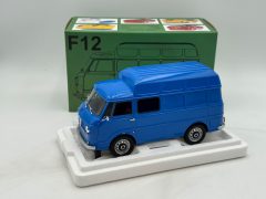 Laudoracing Alfa Romeo F12 Autocarro Tetto Sopralzato 1967 1/18 - scala 1:18