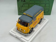 Laudoracing Alfa Romeo F12 Autocarro Tetto Sopralzato Assistenza Clienti 1967 1/18 - foto 6