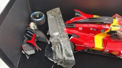 Looksmart Ferrari 499P AF Corse N.51 winner Le Mans 2023 1/12 modello rotto, teca scheggiata, ruote staccate, scatola rovinata - foto 4