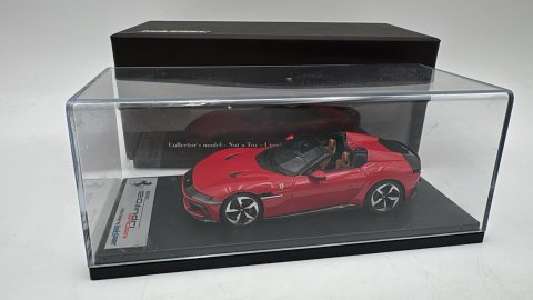 Looksmart Ferrari 12Cilindri Spider 1/43