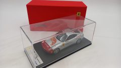 Looksmart Ferrari 612 Scaglietti 15000 Red Miles Tour 1/43 - foto 6