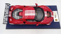 Looksmart Ferrari 296 GT3 Challenge Launch Version 1/18 - foto 4