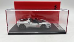 Looksmart Ferrari 296 Speciale A 1/43 Bianco Artico con Livrea - foto 3
