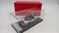 Looksmart Ferrari 849 Testarossa Spider Bianco Artico Assetto Fiorano 1/43 - foto 7