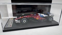 Looksmart Ferrari SF-25 C. Leclerc Miami GP 2025 1/43, Teca lievemente segnata - scala 1:43