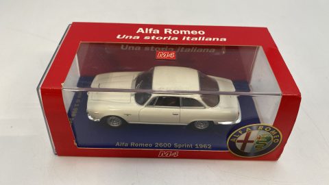M4 Alfa Romeo 2600 Sprint 1962 1/43