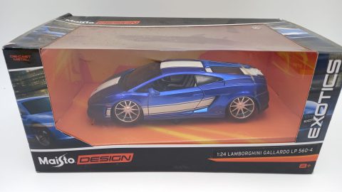 Maisto Lamborghini Gallardo LP 560-4 1/24, confezione lievemente usurata