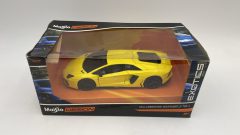 Maisto Lamborghini Aventador LP 700-4 1/24, scatola leggermente rovinata - scala 1:24