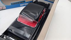 Maisto Chevrolet Bel Air Coupe 1957 1/18 - foto 3