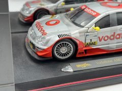 Maisto Mercedes-Benz CLK AMG Vodafone 2002 1/18, Scatola Molto rovinata - foto 4