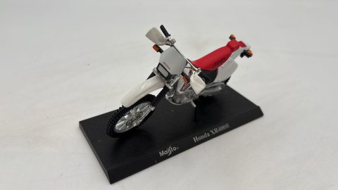 Maisto Honda XR400R 1/24 senza scatola originale