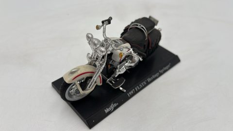 Maisto FLSTS Heritage Springer 1997 1/24 senza scatola originale