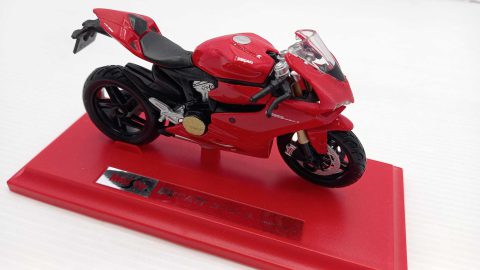 Maisto Ducati 1199 Panigale 1/18, senza scatola originale
