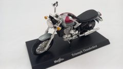 Maisto Triumph Thunderbird 1/24, senza scatola originale - scala 1:24