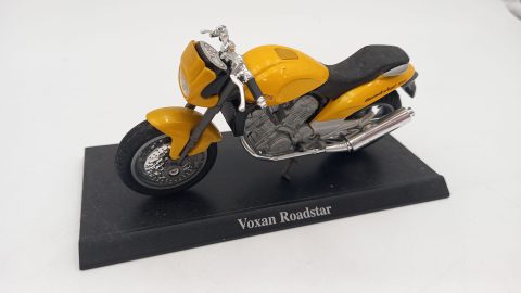Maisto Voxan Roadster 1/24, senza scatola originale