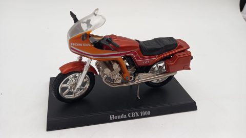 Maisto Honda CBX 1000 1/24, senza scatola originale