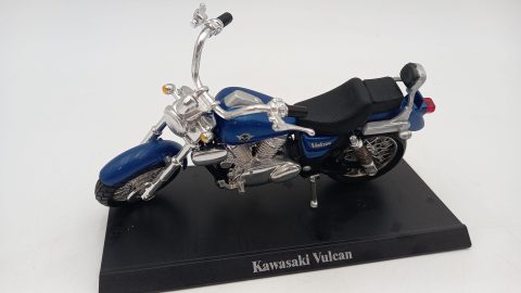 Maisto Kawasaki Vulcan 1/24, senza scatola originale