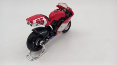 Maisto Ducati Desmosedici Loris Capirossi 1/18, senza scatola originale - foto 2
