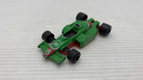 Majorette Racing F1 1/55, senza scatola originale, segni di usura del tempo, manca alettone posteriore