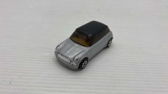 Majorette New Mini Cooper BMW AG 1/56, buone condizioni, senza scatola originale - scala 1:56
