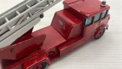 Matchbox Merryweather fire engine autopompa dei vigili del fuoco 1/50 senza scatola originale, segni di usura - foto 3