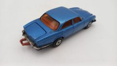 Matchbox Jaguar XJ 1/32, evidenti segni del tempo, una ruota rotta, senza scatola originale - foto 2