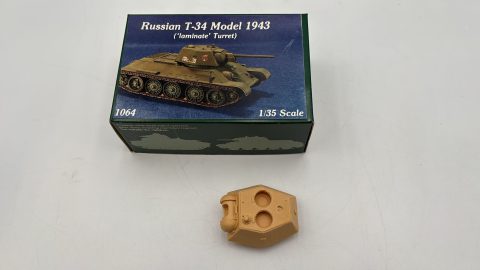 MB Models T-35 russo Modello 1943 1/35 kit di montaggio