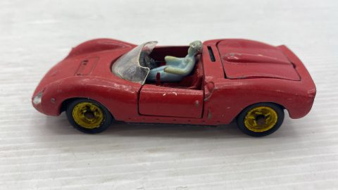 Mercury Ferrari Dino Sport 1/43 modellino vissuto e con segni di usura, senza scatola originale
