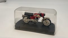 Mercury Yamaha Scrambler 350 cc. 1/18 - foto 2