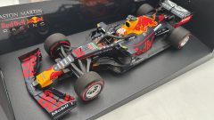 Minichamps Aston Martin Red Bull Racing RB15 Verstappen Winner German GP 2019 1/18 - scala 1:18