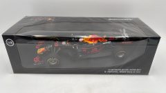 Minichamps Red Bull Racing RB15 Verstappen Winner Brazil GP 2019 1/18 - scala 1:18